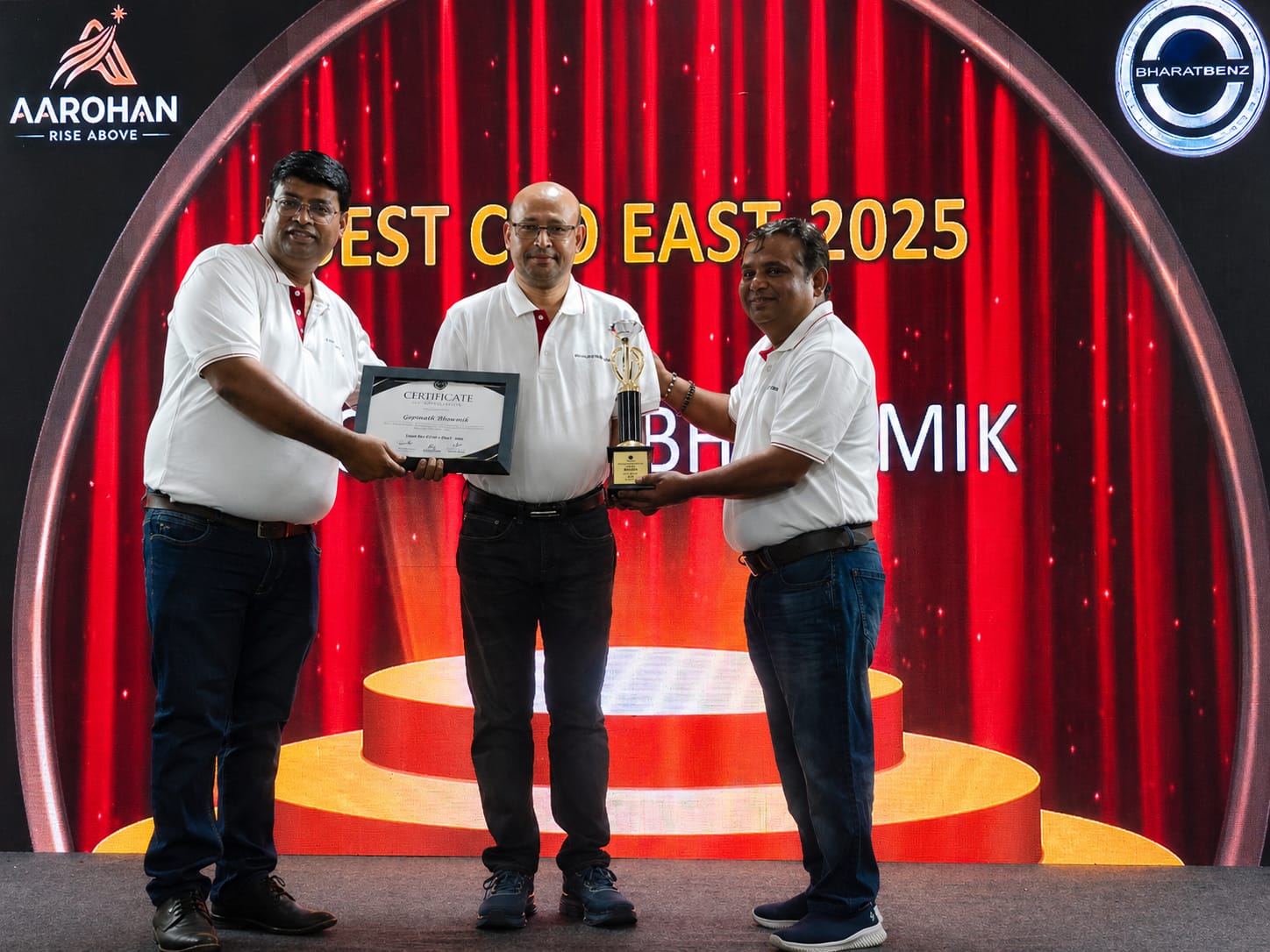 Award Aarohan Dealer Bus Sales Force Meet 4.0